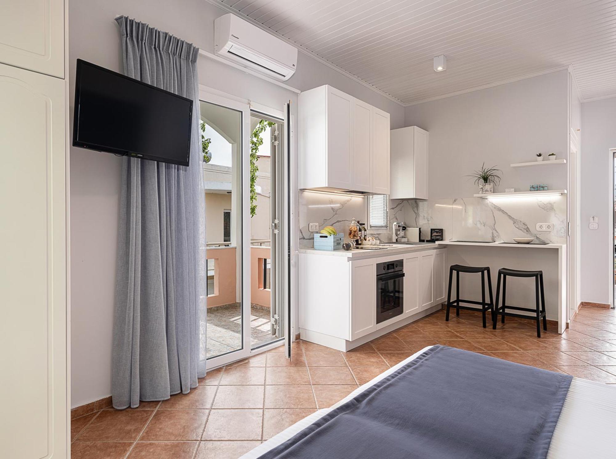 Elena Seafront Luxury Apartments Almirida Buitenkant foto