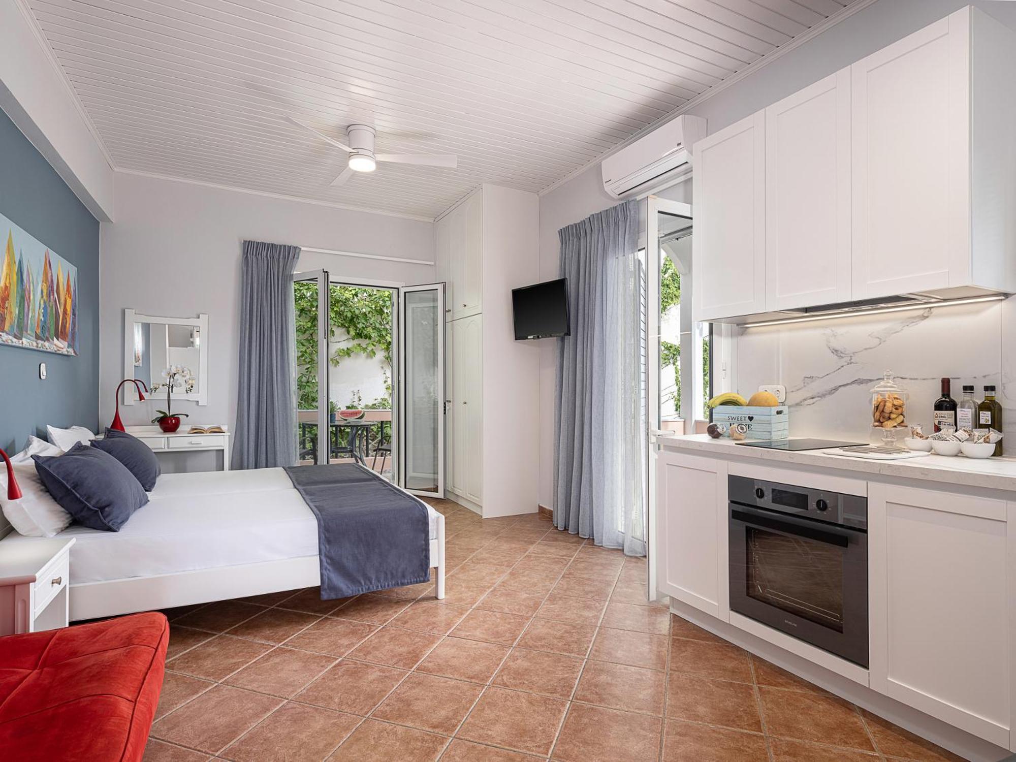 Elena Seafront Luxury Apartments Almirida Buitenkant foto