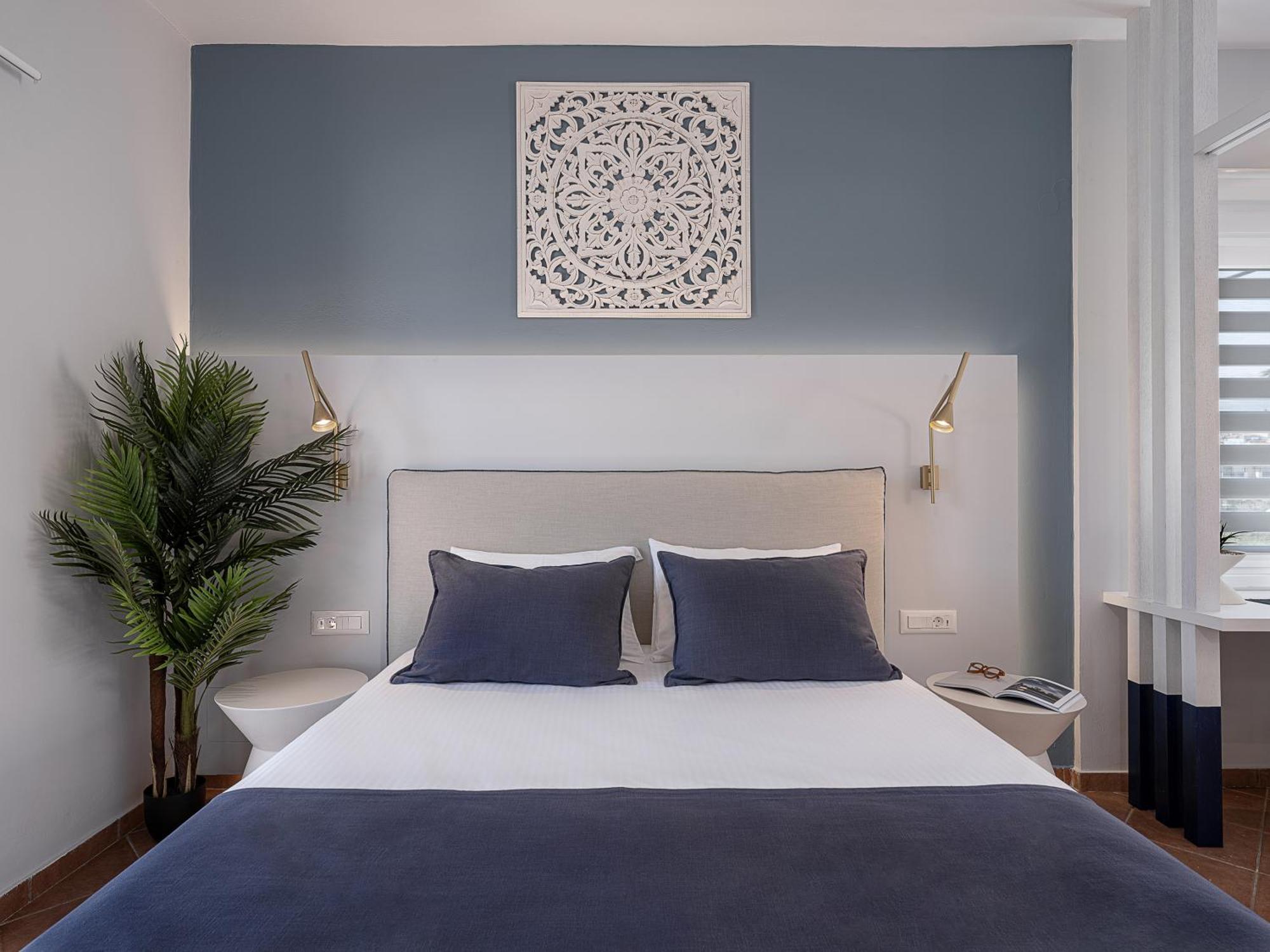 Elena Seafront Luxury Apartments Almirida Buitenkant foto