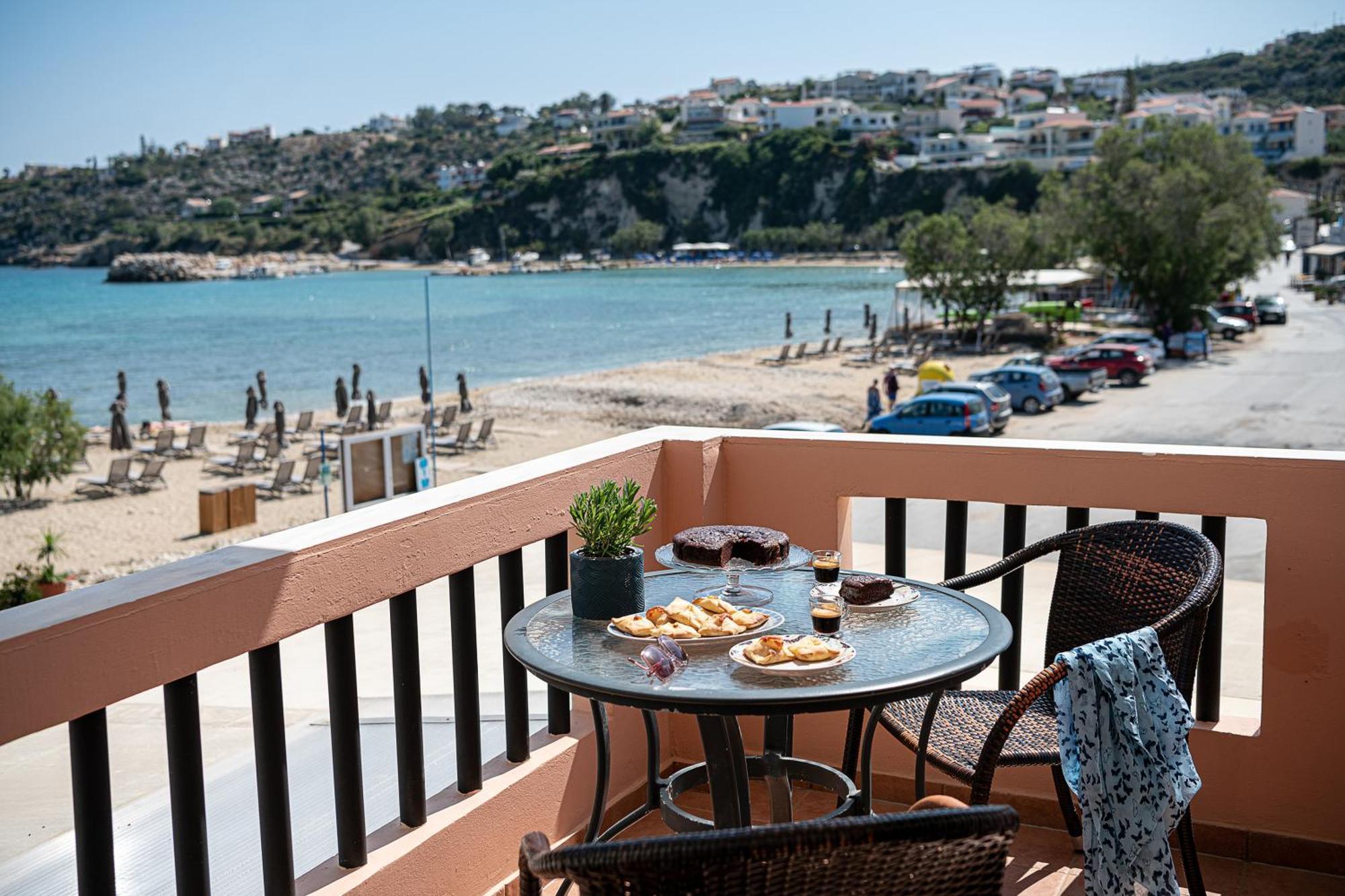 Elena Seafront Luxury Apartments Almirida Buitenkant foto